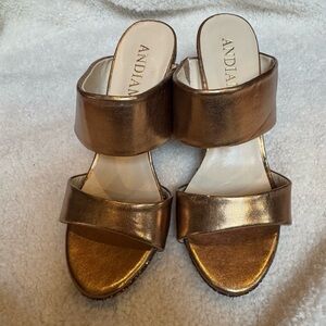 Andiamo Women's Bronze Mules